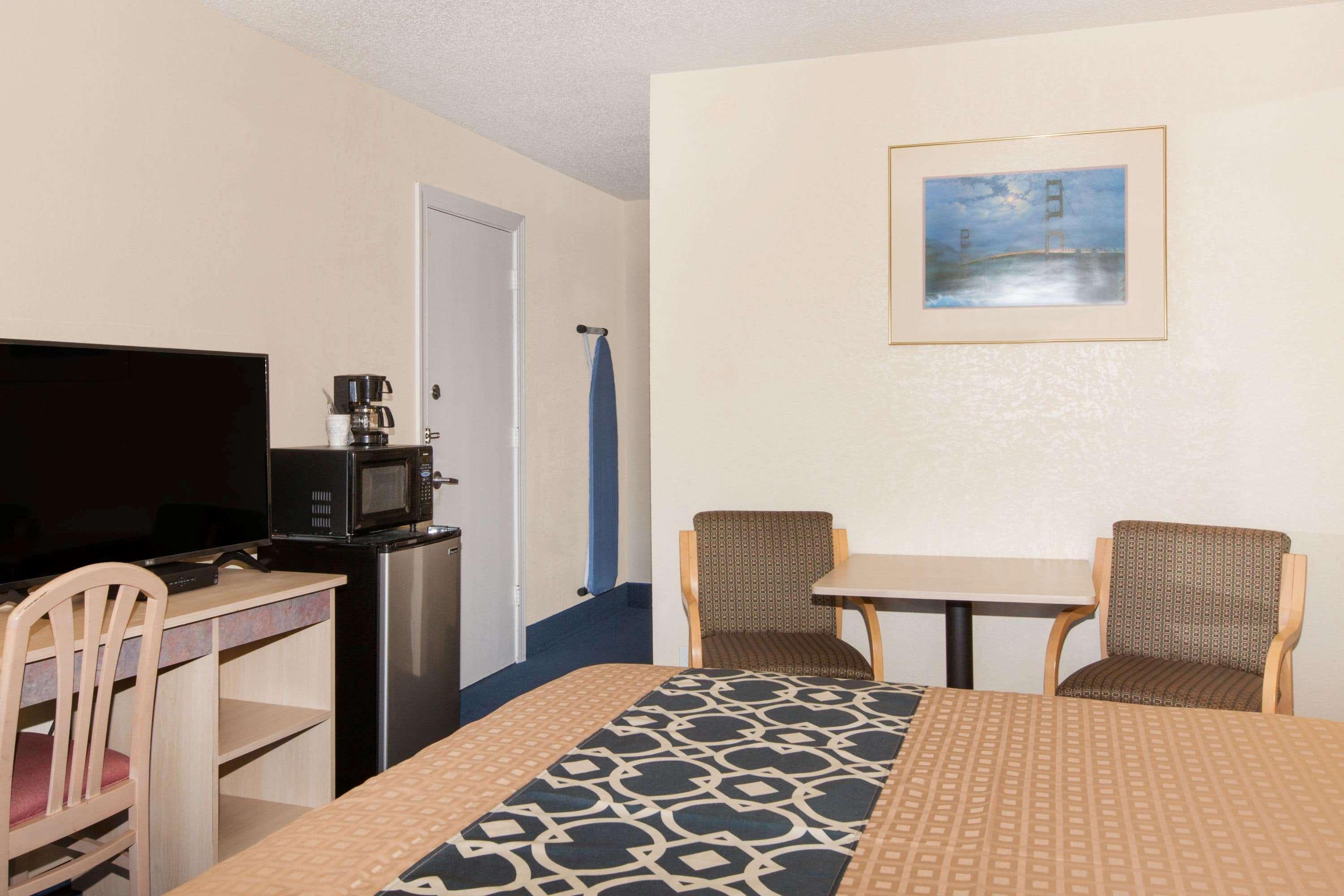 Travelodge By Wyndham Los Banos Ca Екстер'єр фото