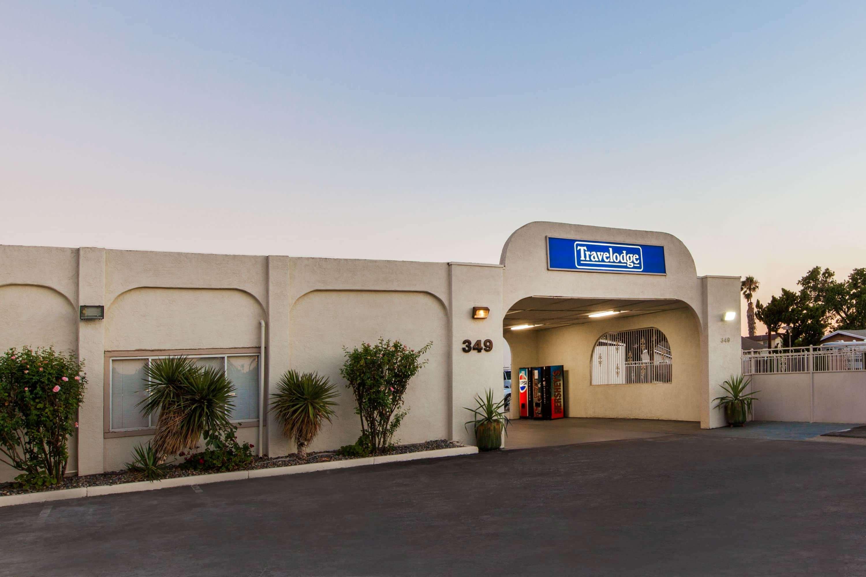 Travelodge By Wyndham Los Banos Ca Екстер'єр фото